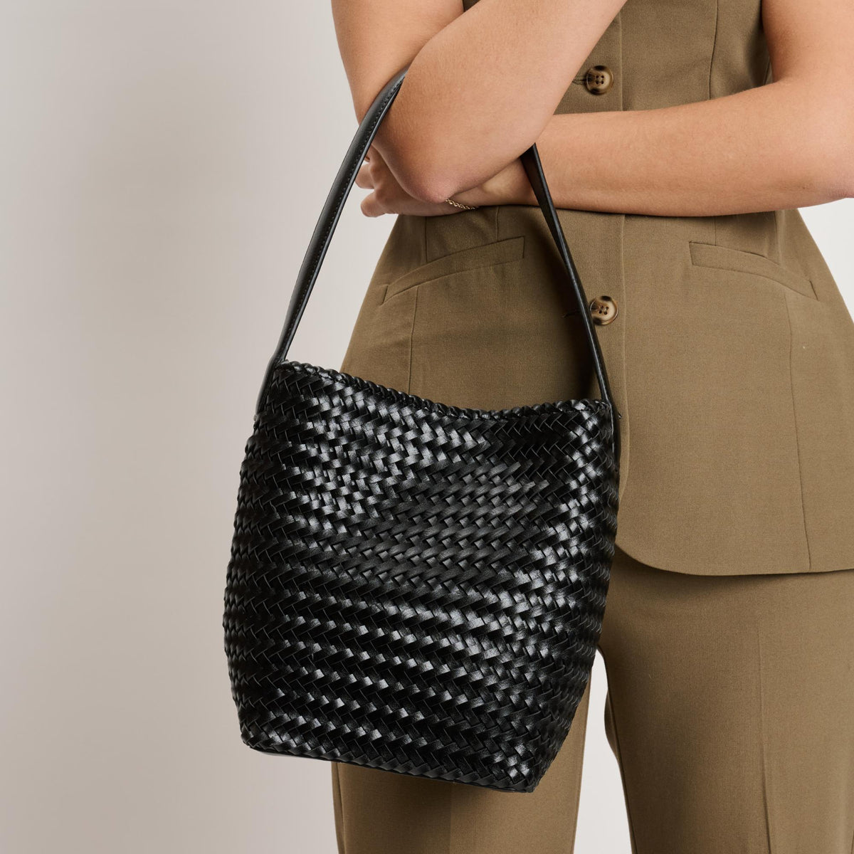 Woman wearing Black Moda Luxe Viva Tote 842017140900 View 3 | Black