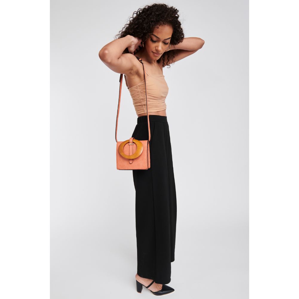 Woman wearing Mandarin Moda Luxe Callie Crossbody 842017123927 View 4 | Mandarin