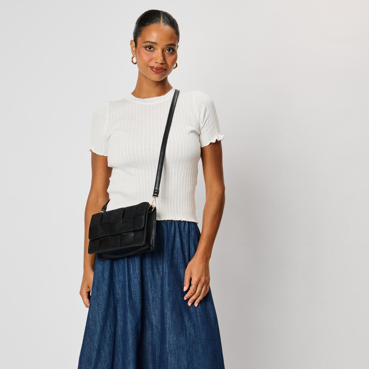 Woman wearing Black Moda Luxe Tanya Crossbody 842017142911 View 2 | Black