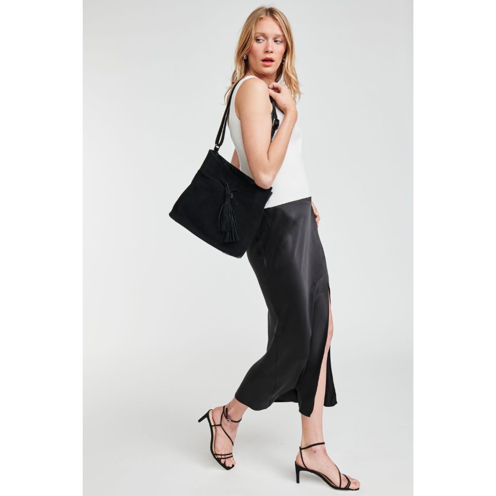 Woman wearing Black Moda Luxe April Hobo 842017121503 View 2 | Black