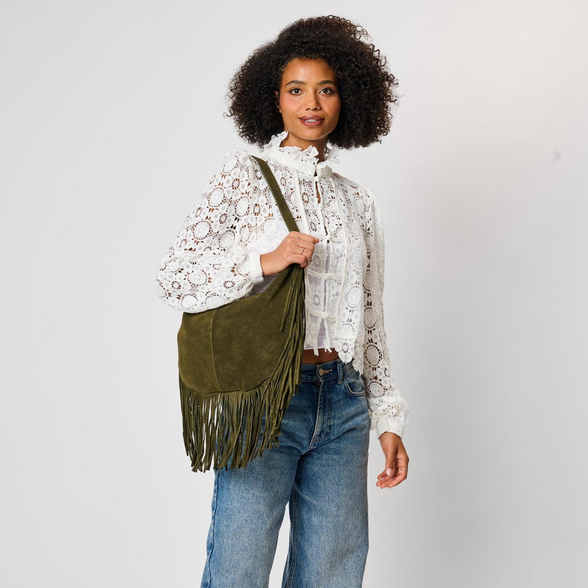 Woman wearing Olive Moda Luxe Reba Hobo 842017142355 View 2 | Olive