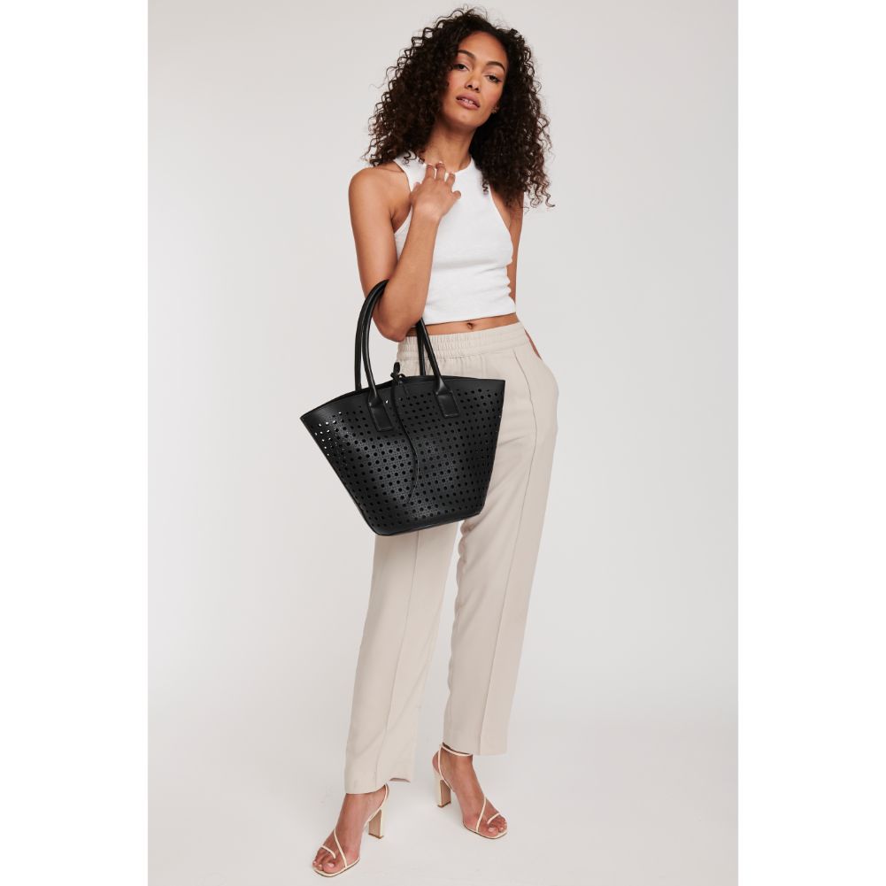 Woman wearing Black Moda Luxe Palmas Tote 842017123736 View 4 | Black