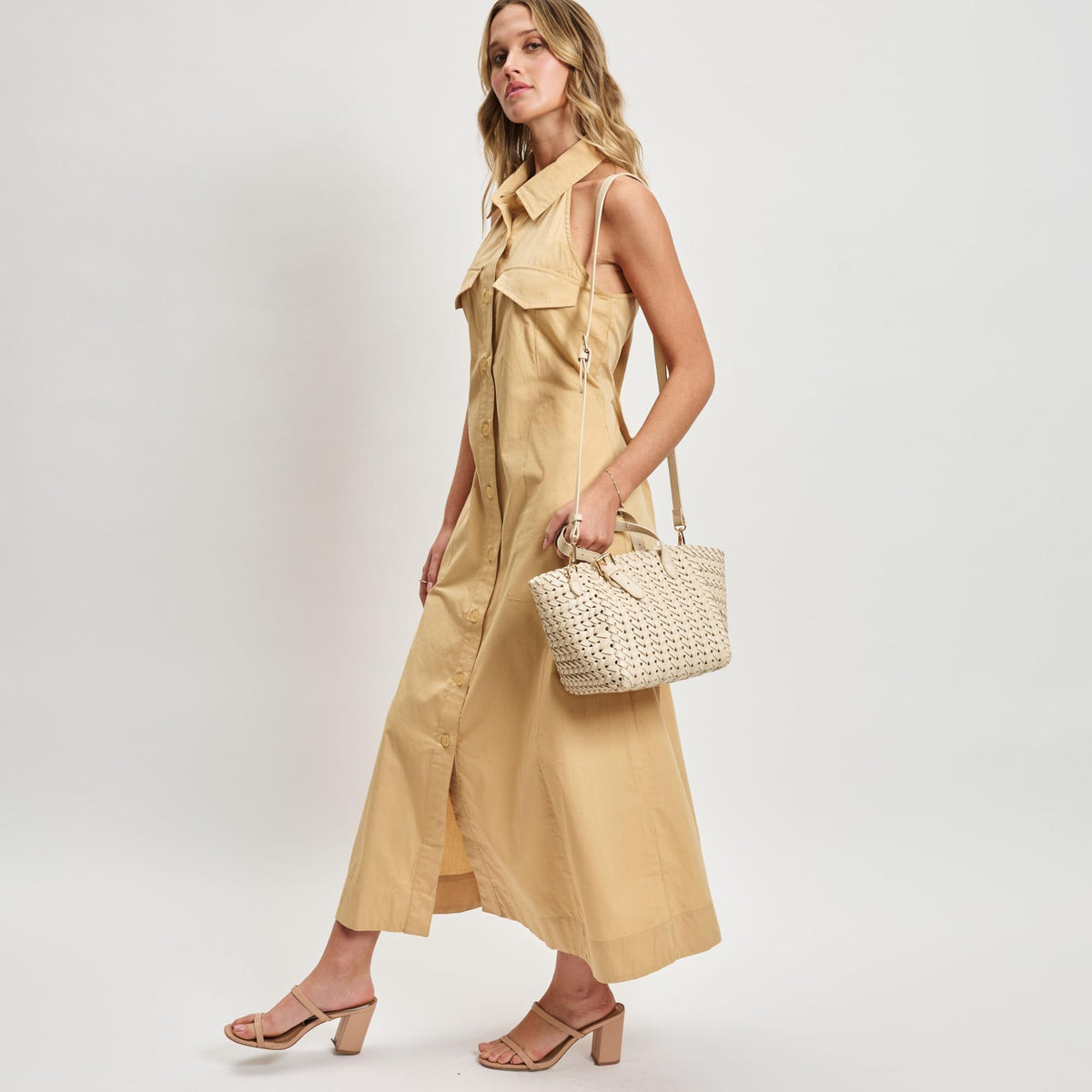 Woman wearing Oatmilk Moda Luxe Estelle Tote 842017137757 View 3 | Oatmilk