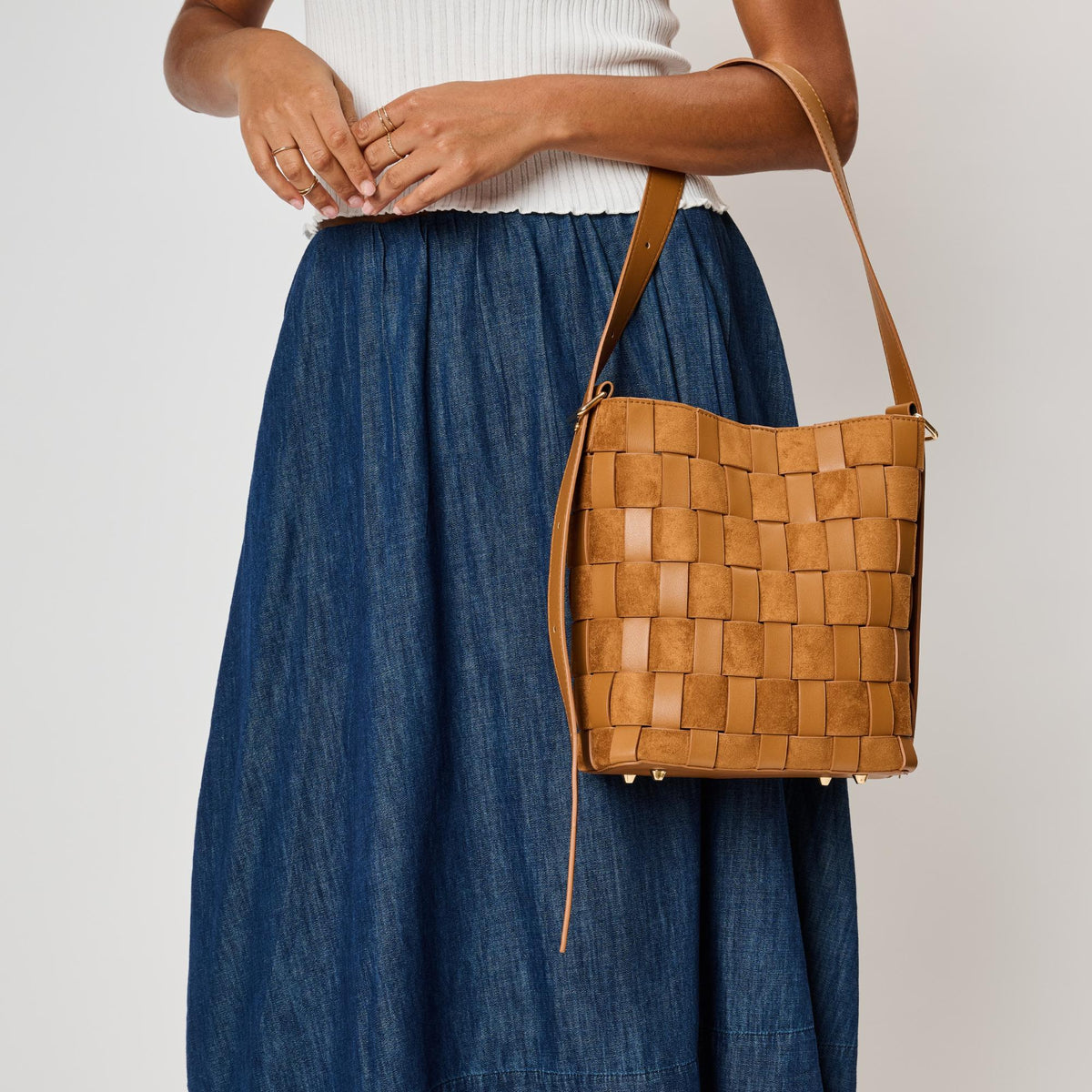 Woman wearing Tan Moda Luxe Naomi Bucket 842017142645 View 2 | Tan