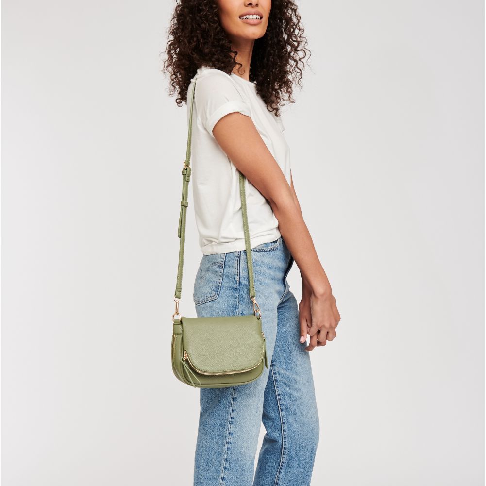 Woman wearing Sage Moda Luxe Diva Crossbody 842017127482 View 1 | Sage